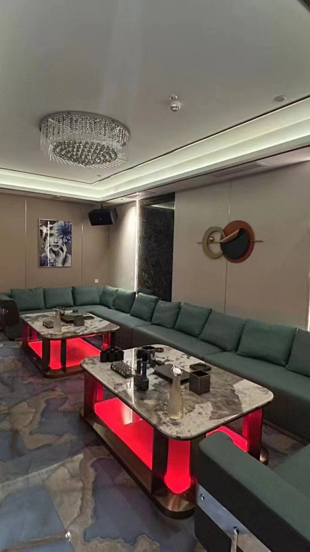 豪华包厢内部环境